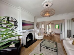 237 Faversham Road, Kennington