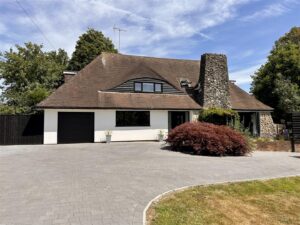 Lower Vicarage Road, Kennington, Ashford